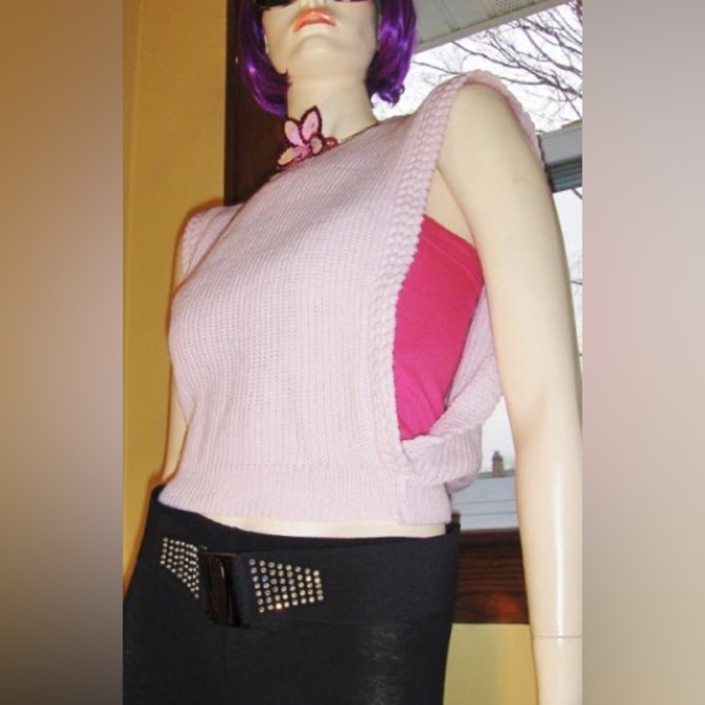 VTG 80s Bubblegum PINK Knit Slouchy Cropped Sweater Vest